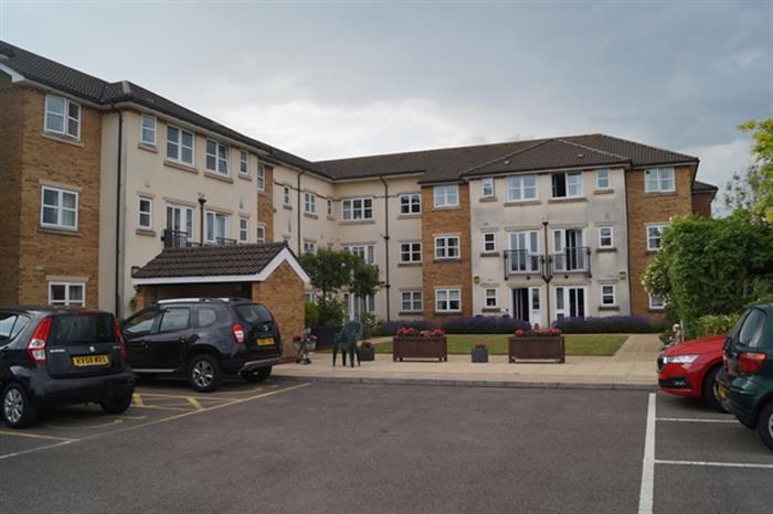 17 Birch Court, Latteys Close, Cardiff  CF14 4PZ