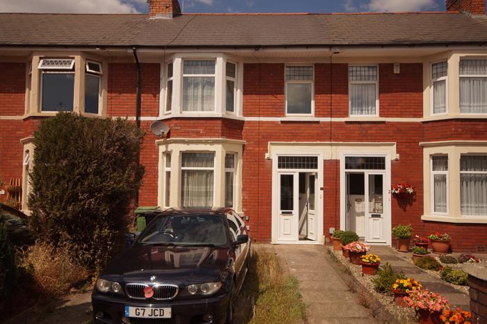 4 Dale Avenue, Heath, Cardiff  CF14 4QQ